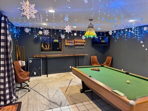 Spielezimmer