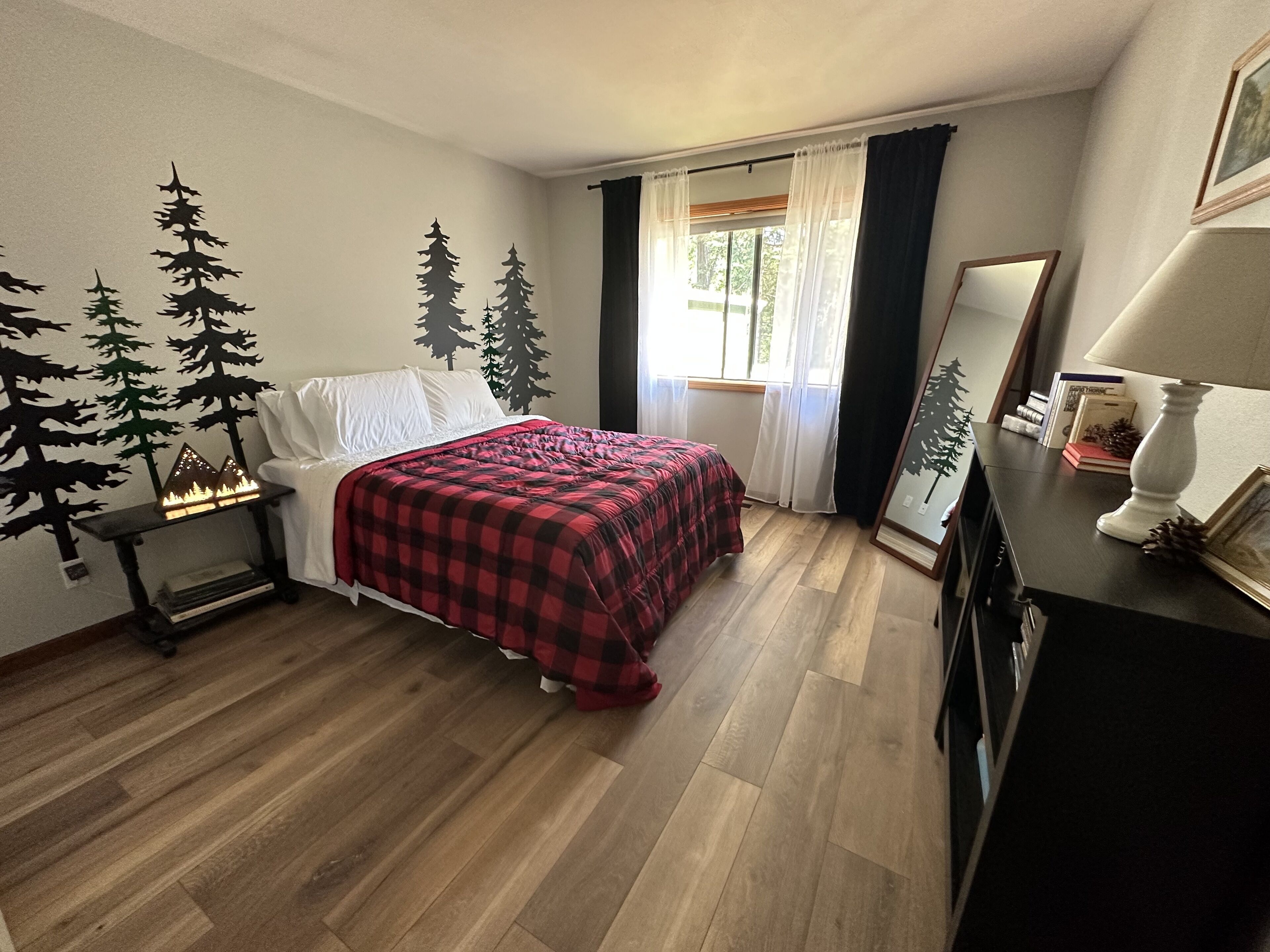 3 soverom, reiseseng for barn, wi-fi (inkludert) og sengetøy