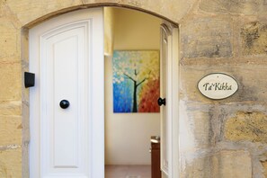 Interior - Kikka - Xaghra Holiday Home (Ix-Xaghra)