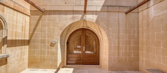 Rebekah – Ghasri Holiday Home