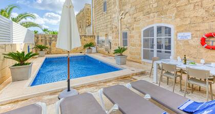 Girardu - Victoria Holiday Home
