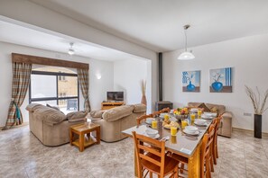 Dining - Hgieri - Ghasri Holiday Home (L-Għasri)