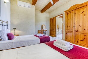 1 bedroom, iron/ironing board, bed sheets