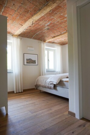 4 間睡房、熨斗/熨衫板、Wi-Fi、床單