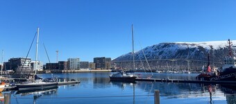 Nice Apartment Near to City Center of Tromso