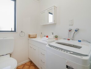 Badewanne, Haartrockner