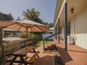 Terrace/patio - Gold'n Thames - Thames Holiday Home (Thames)
