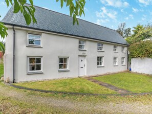 Exterior - 4 bedroom accommodation in St Just-in-Roseland, near St Mawes (St Just-in-Roseland, near St Mawes)
