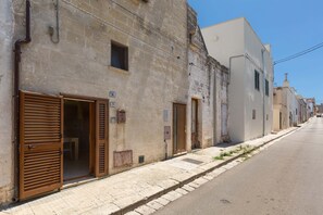 Front of property - 3588 La Casa di Nonno Martino by Barbarhouse (Specchia)