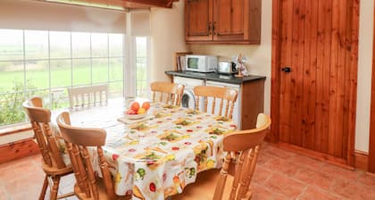THE GRANARY, pet friendly in Lismore, County Waterford