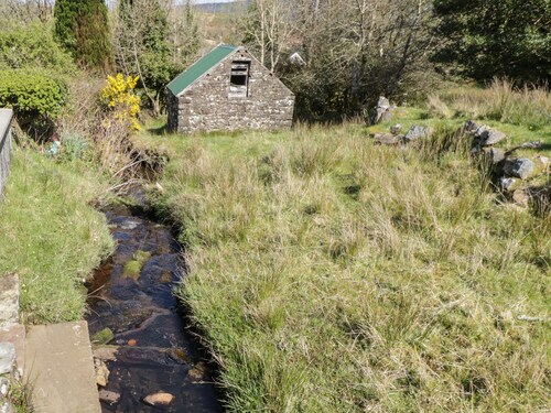 RAMBLER'S REST, pet friendly in Manorhamilton, County Leitrim