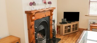 ATLANTIC VIEW, pet friendly in Ballycastle, County Mayo