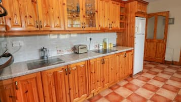 微波爐、焗爐、洗碗機、廚房用具/餐具/器皿