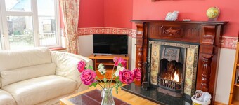 THE COTTAGE, pet friendly, with open fire in Quilty, County Clare