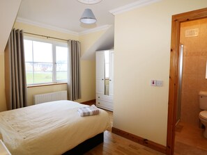 5 soverom og internettilgang