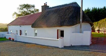 CARTHY'S COTTAGE, pet friendly in Dungarvan, County Waterford