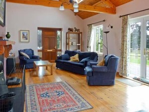 TV, books - THE RANGE, family friendly in Enniscorthy, County Wexford (Enniscorthy)