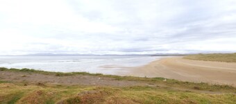 NO 17 MOUNTAIN DALE, pet friendly in Bundoran, County Donegal