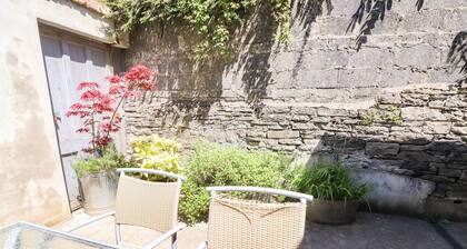 THE MERCHANT'S STORE, family friendly in Kilrush, County Clare