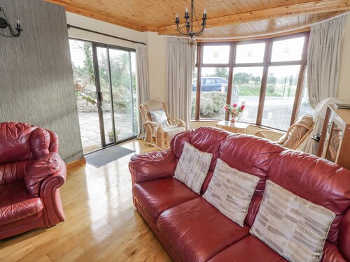 TULLAVILLA, pet friendly in Castlebaldwin, County Sligo