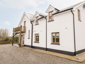 Exterior - ERRIT, pet friendly, with open fire in Loughglynn, County Roscommon (Castlerea)