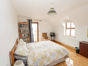 6 Schlafzimmer