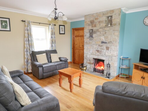 TIEVE BAUN, family friendly in Kinlough, County Leitrim