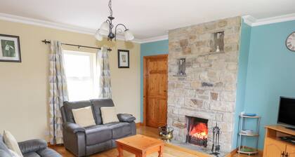 TIEVE BAUN, family friendly in Kinlough, County Leitrim