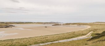 DERRYBEG APARTMENT, family friendly in Derrybeg, County Donegal