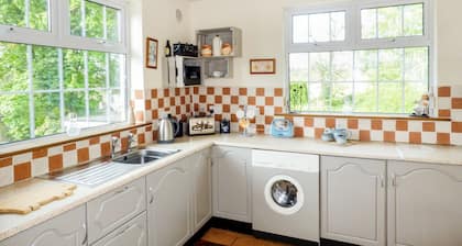 BERRYLANE, pet friendly in Enniscorthy, County Wexford