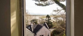 NUMBER 12, family friendly, with open fire in Mulranny, County Mayo