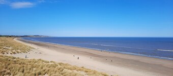 19 RIVER GLEN, pet friendly in Curracloe, County Wexford