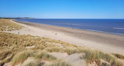 19 RIVER GLEN, pet friendly in Curracloe, County Wexford