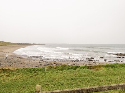 DROMORE WEST COTTAGE, family friendly in Dromore West, County Sligo