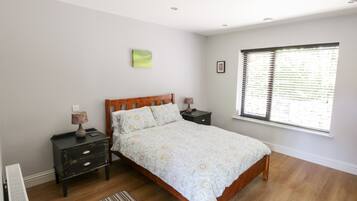 3 bedrooms, internet