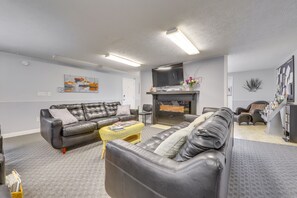 TV