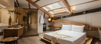 SKALINADA HOUSE by LOC HOSPITALITY