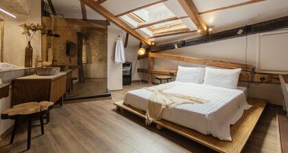 SKALINADA HOUSE by LOC HOSPITALITY