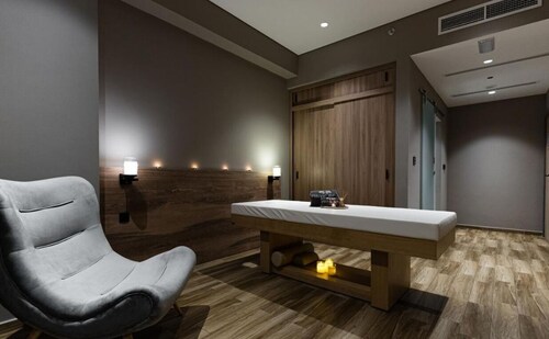 Standard Room In Jaddaf By E R