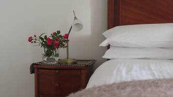 3 dormitorios, cuna de viaje, Internet