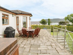 Outdoor dining - 1 ARD CARRAIG, pet friendly in Portsalon, County Donegal (Portsalon)