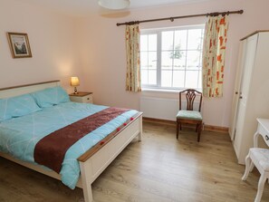 6 bedrooms, internet
