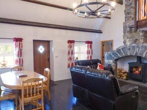Interior - THE WELL HOUSE, pet friendly in Kinvara, County Galway (Kinvarra)