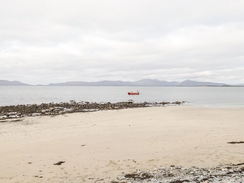 AT THE CROSSROADS, family friendly in Louisburgh, County Mayo