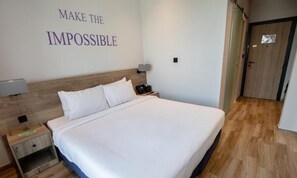 1 habitación, tabla de planchar con plancha, wifi y ropa de cama 