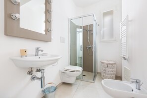 Apartment | Bathroom - 3469 Lecasinedico` - Anita by Barbarhouse (Castrignano del Capo)