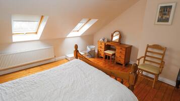3 bedrooms, Internet