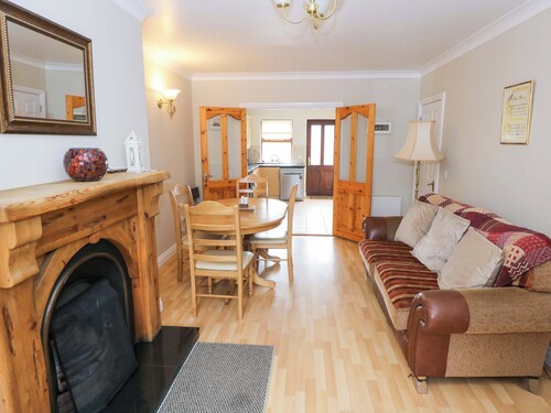 AISLING, pet friendly, with open fire in Foxford, County Mayo