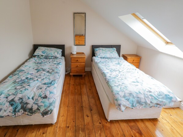 3 bedrooms, Internet