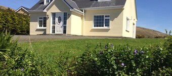 THE SLATE HOUSE, family friendly in Cahersiveen, County Kerry